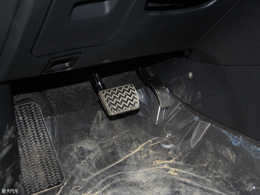 2016SS350 2.0T ԄӃ(q)ͺA촰5