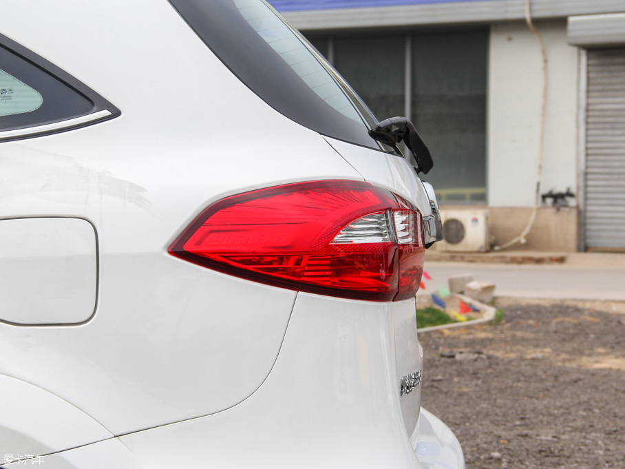 2016SS350 2.0T ԄӃ(q)ͺA촰5