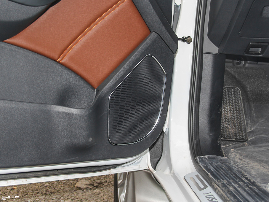 2016SS350 2.0T ԄӃ(q)ͺA촰5