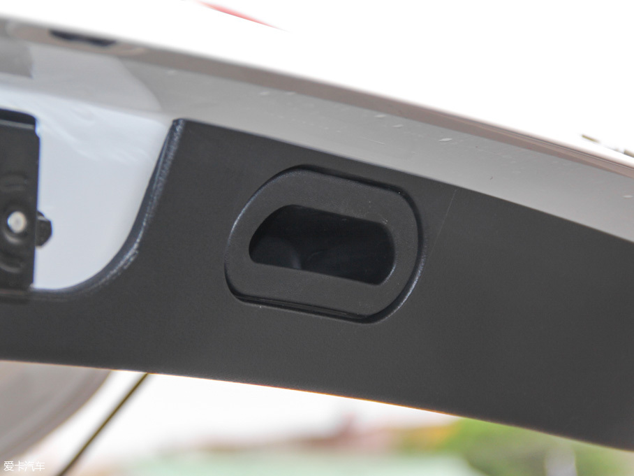 2016SS350 2.0T ԄӃ(q)ͺA촰5