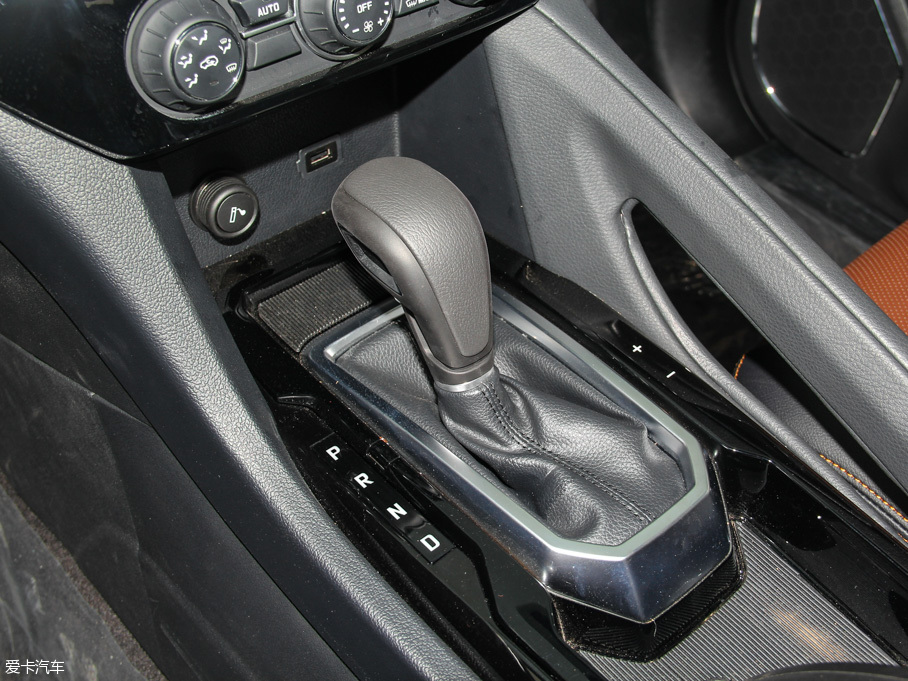 江鈴汽車2016款新馭勝S350