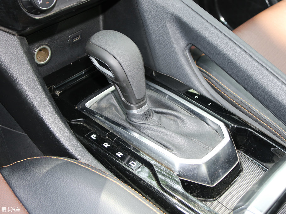 2016SS350 2.0T ԄͺA촰5