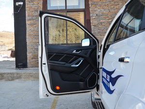 2016款2.0T 自动两驱汽油豪华版5座 驾驶位车门