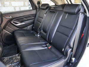 2016款2.0T 自动两驱汽油豪华版5座 后排座椅