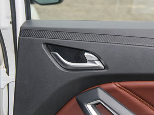 20162.0T ԄӃ(q)ͺA촰5 g