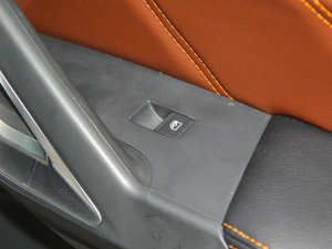 20162.0T ԄӃ(q)ͺA촰5 g