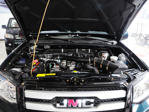 2016款2.8T 新超值柴油两驱标准货箱基本型JX493ZLQ4G 发动机