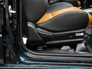 20162.8T ³ֵ̓L؛JX493ZLQ4F g