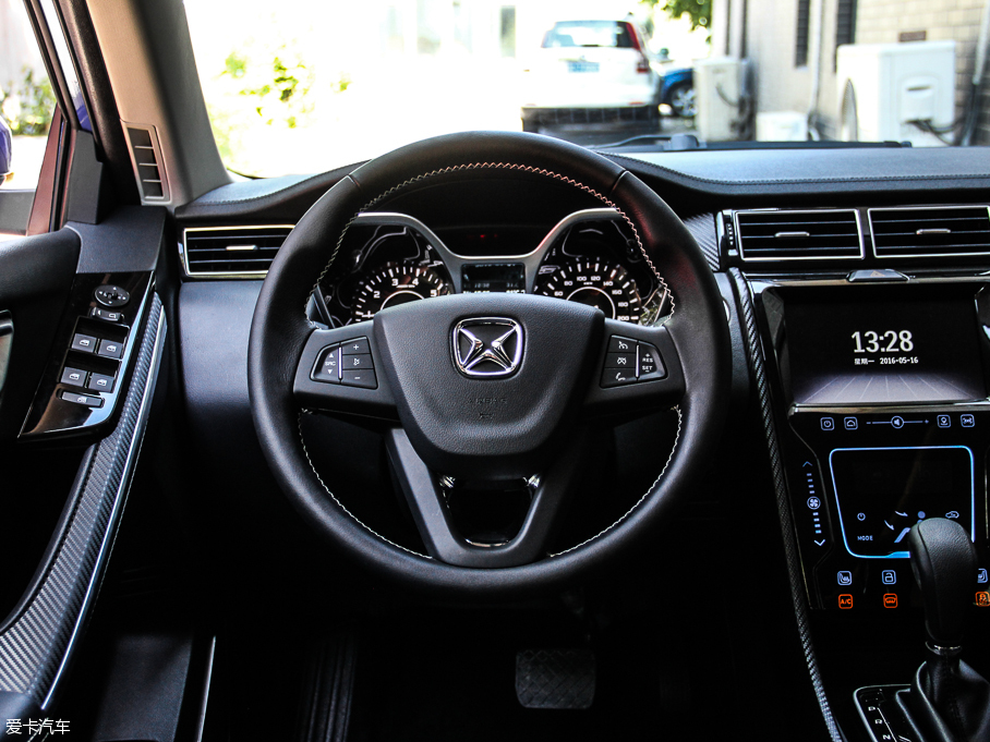 2016SS330 1.5T Ԅ(dng)(q)Ş