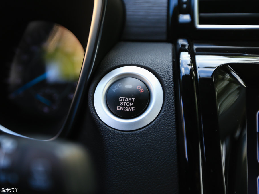 2016SS330 1.5T ԄӃŞ