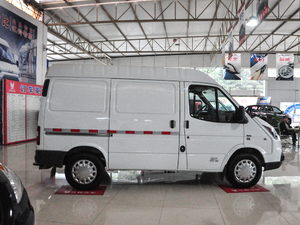 20172.8T \ S3 JX493 w^