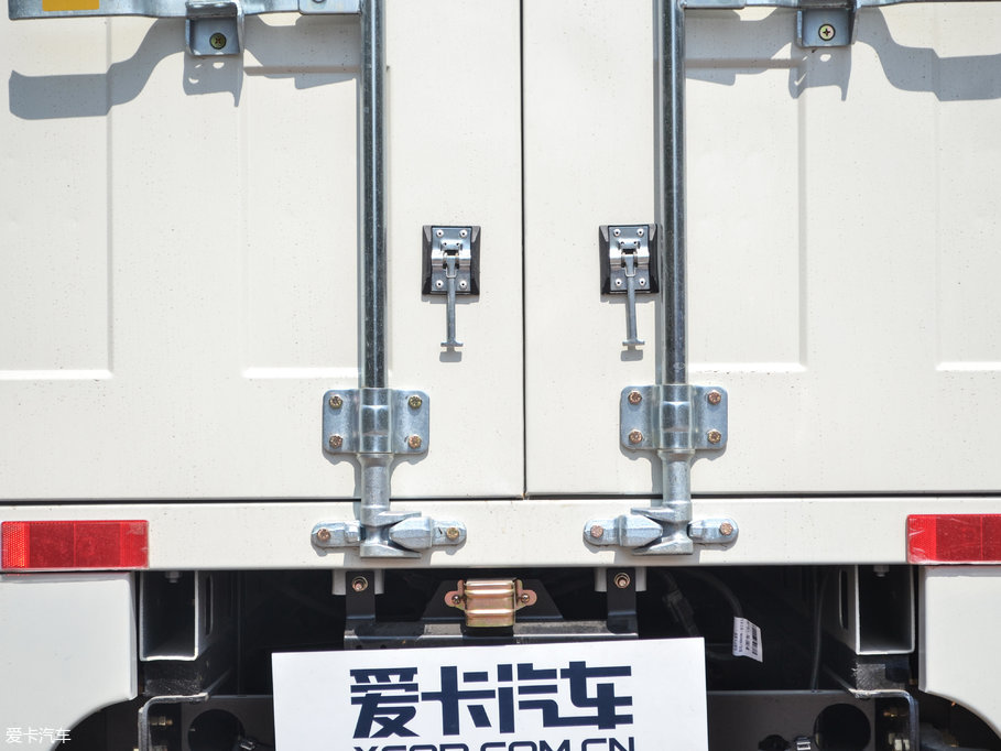 2017P\(yn) (j) wALӰF x IV 