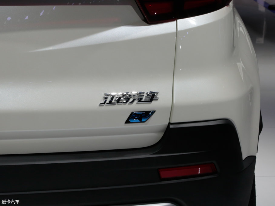 2017SS330 BEV 늄(dng)܇