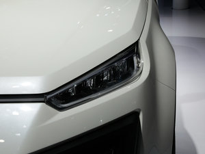 2017款电动车 细节外观