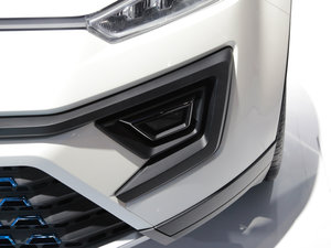 2017款电动车 细节外观