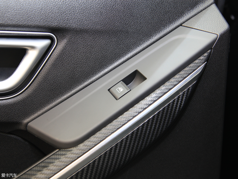 2017SS330 1.5T Ԅ(dng)(q)Oҹ