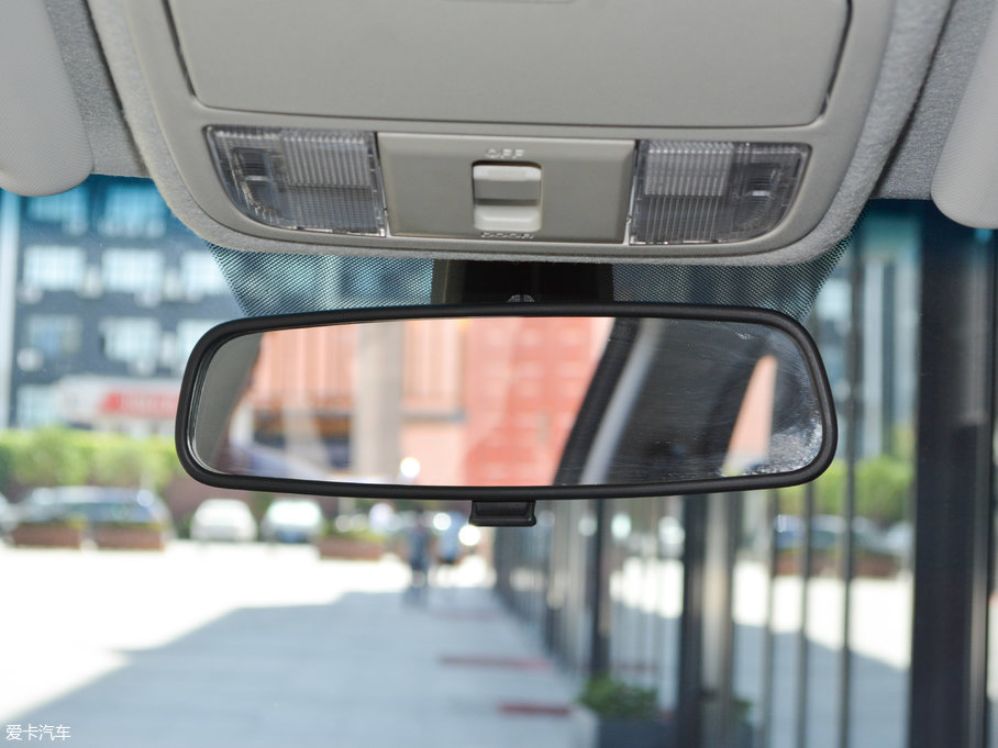 20177 2.0T Ԅ(dng)(q)A 