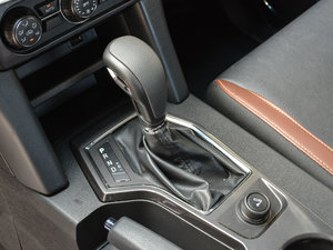 20172.0T Ԅ򌳬A  QU