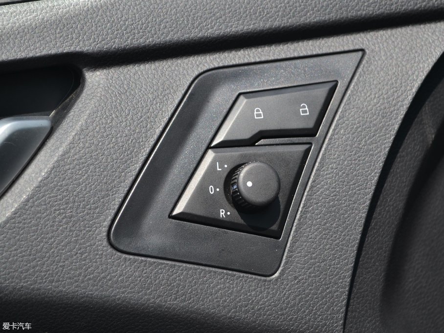 2017SS350 2.0T ԄӃͺA촰5