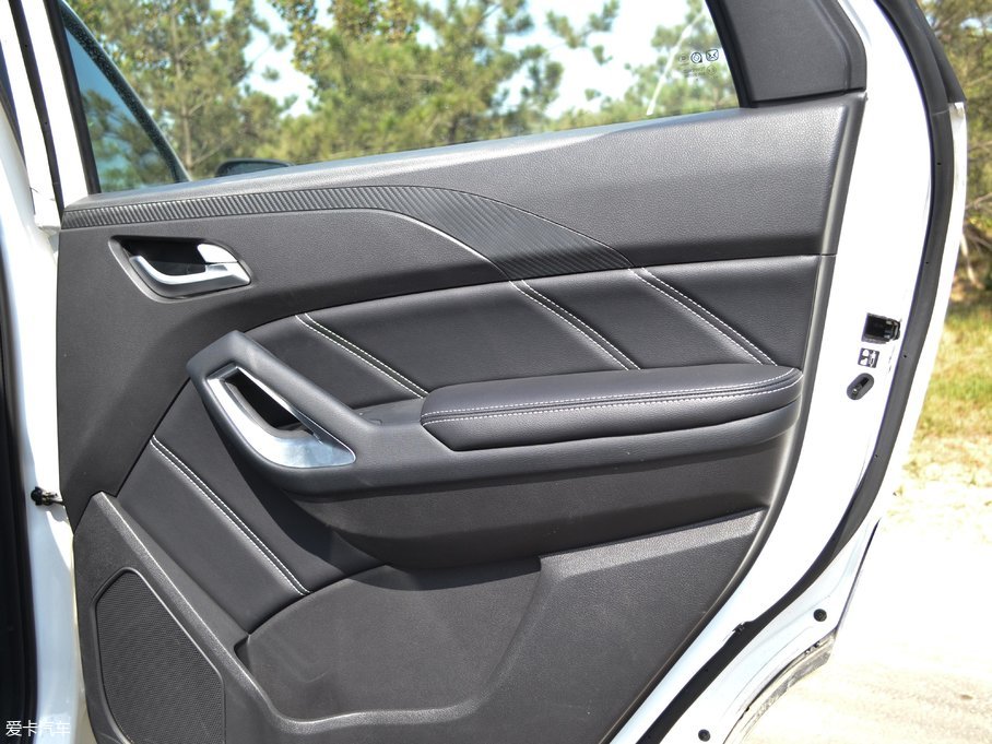 2017SS350 2.0T ԄӃ(q)ͺA촰5