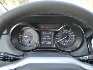 2017款2.0T 自动两驱柴油豪华天窗版5座 仪表