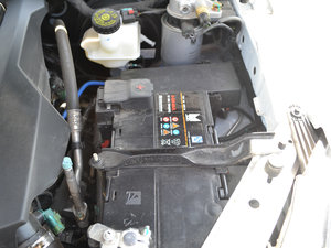 2017款2.0T 自动两驱柴油豪华天窗版5座 其它