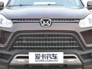 2017款2.0T 自动两驱柴油豪华版5座 中网