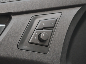 20172.0T ԄӃ(q)ͺA5 g