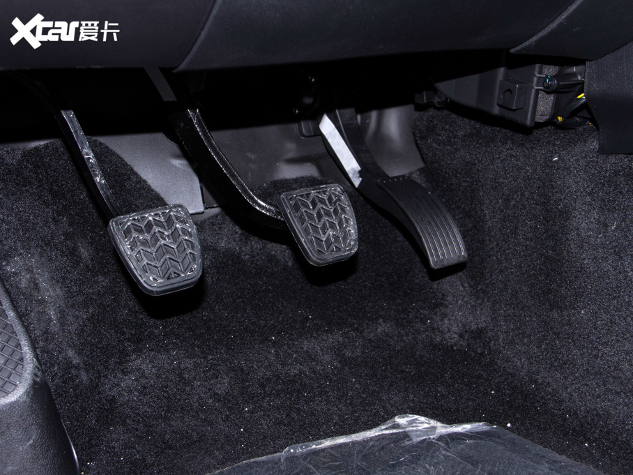 2020������߄�; 5 2.0T ����������L�S ����