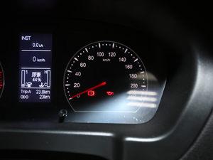 20203 2.0T 򌘷ͿݰLS  п؅^