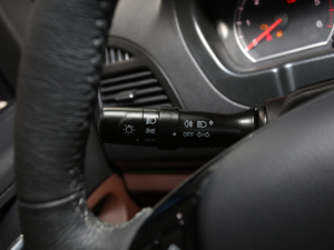 20203 2.0T 򌘷ͿݰLS  п؅^