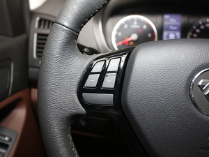 20203 2.0T 򌘷ͿݰLS  п؅^