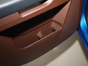 20203 2.0T 򌘷ͿݰLS  g