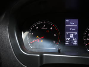 20203 2.0T 򌘷ͿݰLS  п؅^