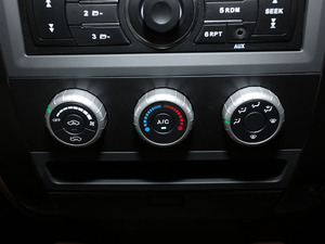 20203 2.0T 򌘷ͿݰLS  {{