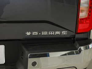 2021款2.5T 手动两驱运动旗舰型 长箱 柴油 细节外观