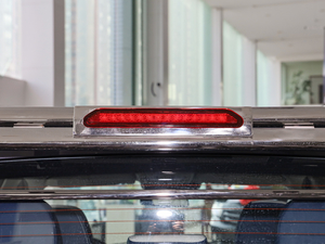 2021款2.5T 手动两驱运动旗舰型 长箱 柴油 细节外观