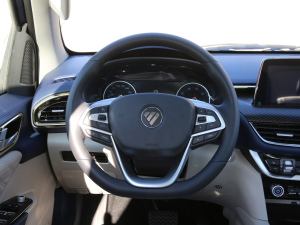 2021款2.0T 自动两驱运动尊享型 标箱 汽油 方向盘
