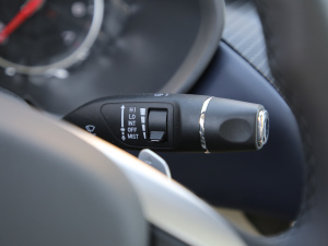 20212.0T ԄӃ\   п؅^