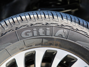 20212.0T Ԅe   ݆̥Ʒ