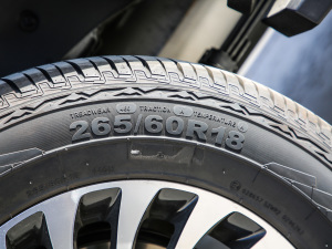 20212.0T Ԅe   ݆̥ߴ