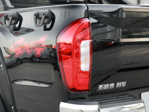 2021款2.0T 自动四驱运动尊享型 标箱 汽油 细节外观
