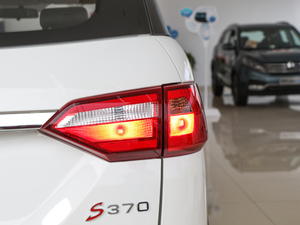 2018S370 1.5L CVTA 5 ^