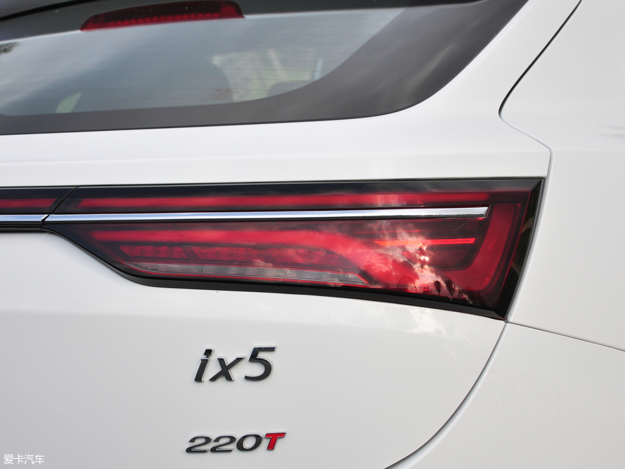 2019���L��ix5 220T CVT�ǐ���