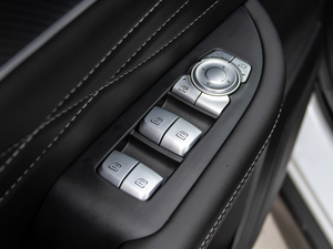 2020款Pro 280TGDI CVT驭领型 主驾车窗控制区	