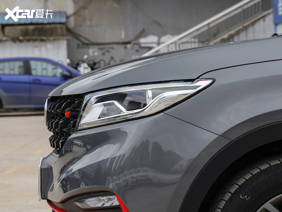 2021L(fng)580 ǰ 1.5TGDI ԄF