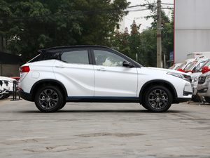 2021款1.5L 手动优享型 整体外观