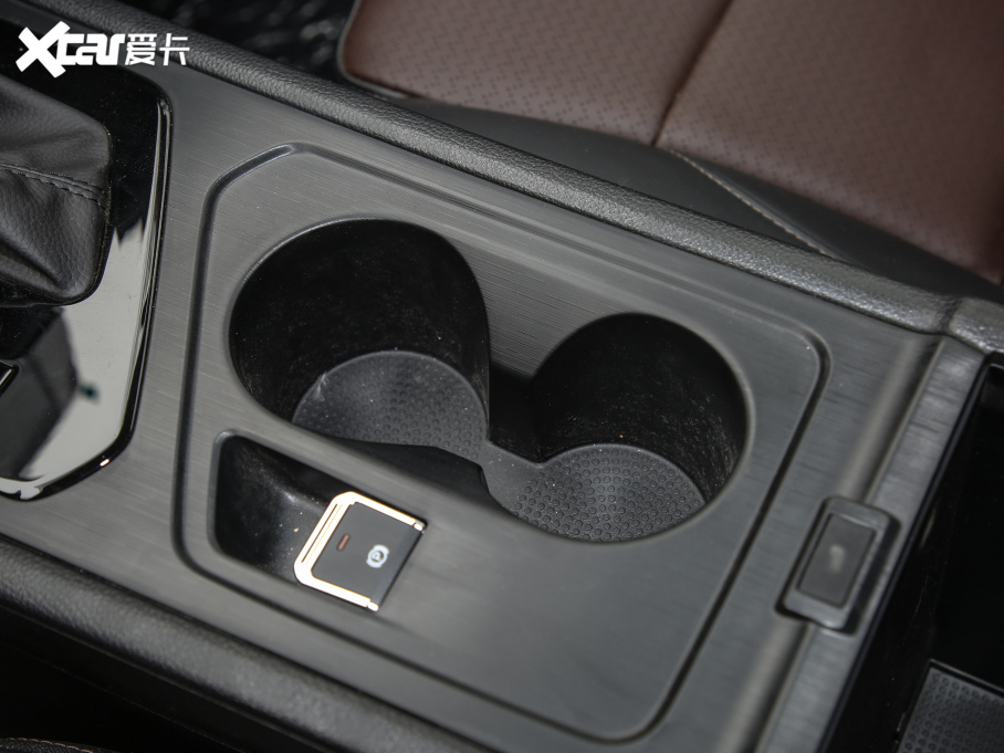 2021LS560 1.5T CVTӢ