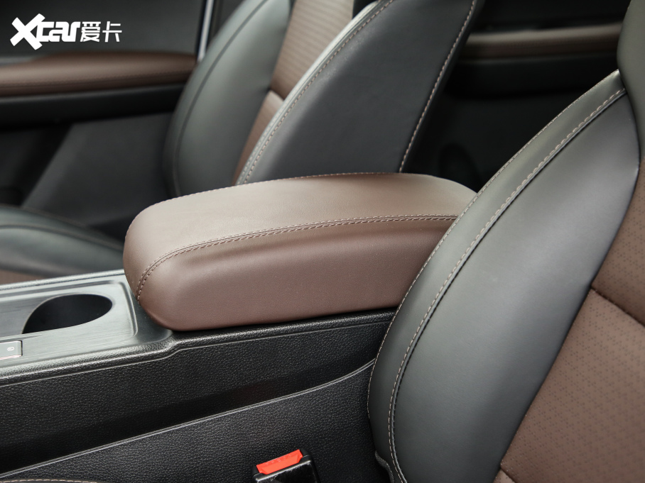 2021LS560 2.0L CVTӢ