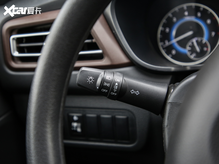 2021LS560 2.0L CVTӢ